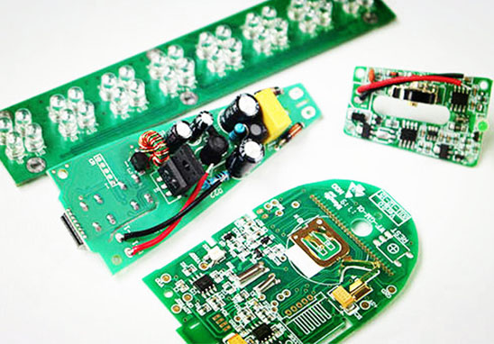 為什么PCB板顏色絕大多數都是綠色的？